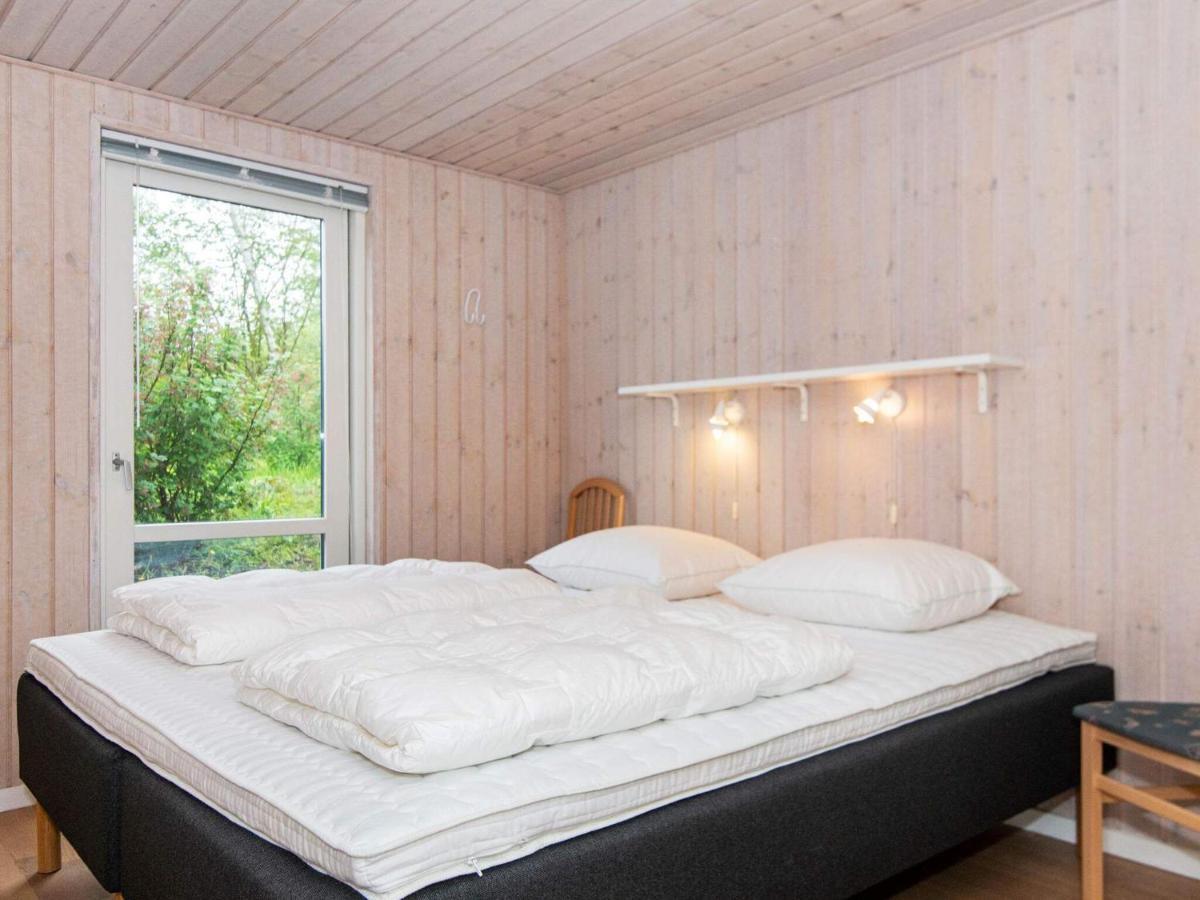 Three-Bedroom Holiday Home In Ebeltoft 14 ภายนอก รูปภาพ